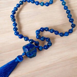 Japa Mala de Lapislázuli – Sabiduría, Intuición y  Comunicación Clara (45 cuentas)